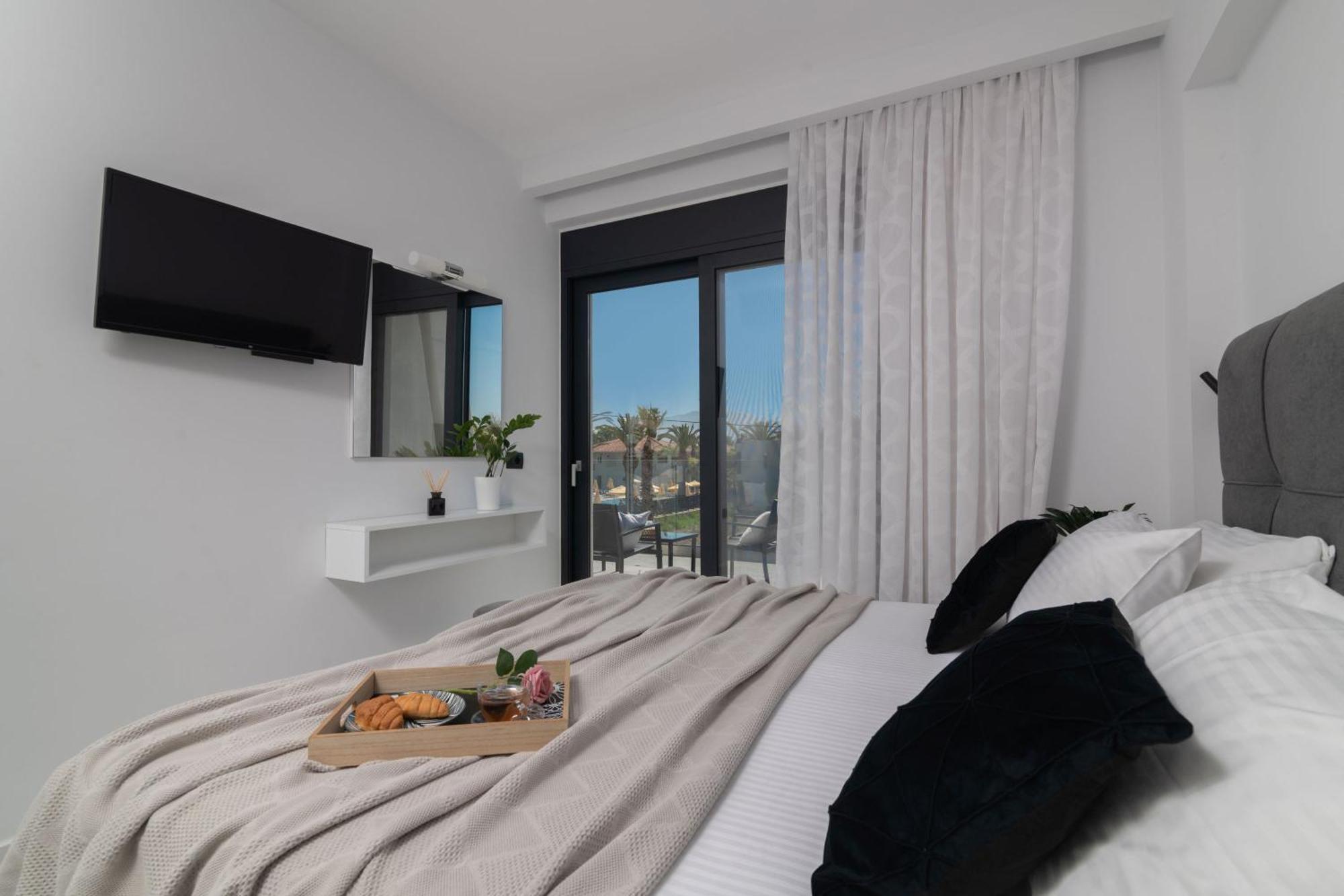 Sunwhite Villas - Private Pool & Cozy Atmosphere, By Zantewize لاغاناس المظهر الخارجي الصورة