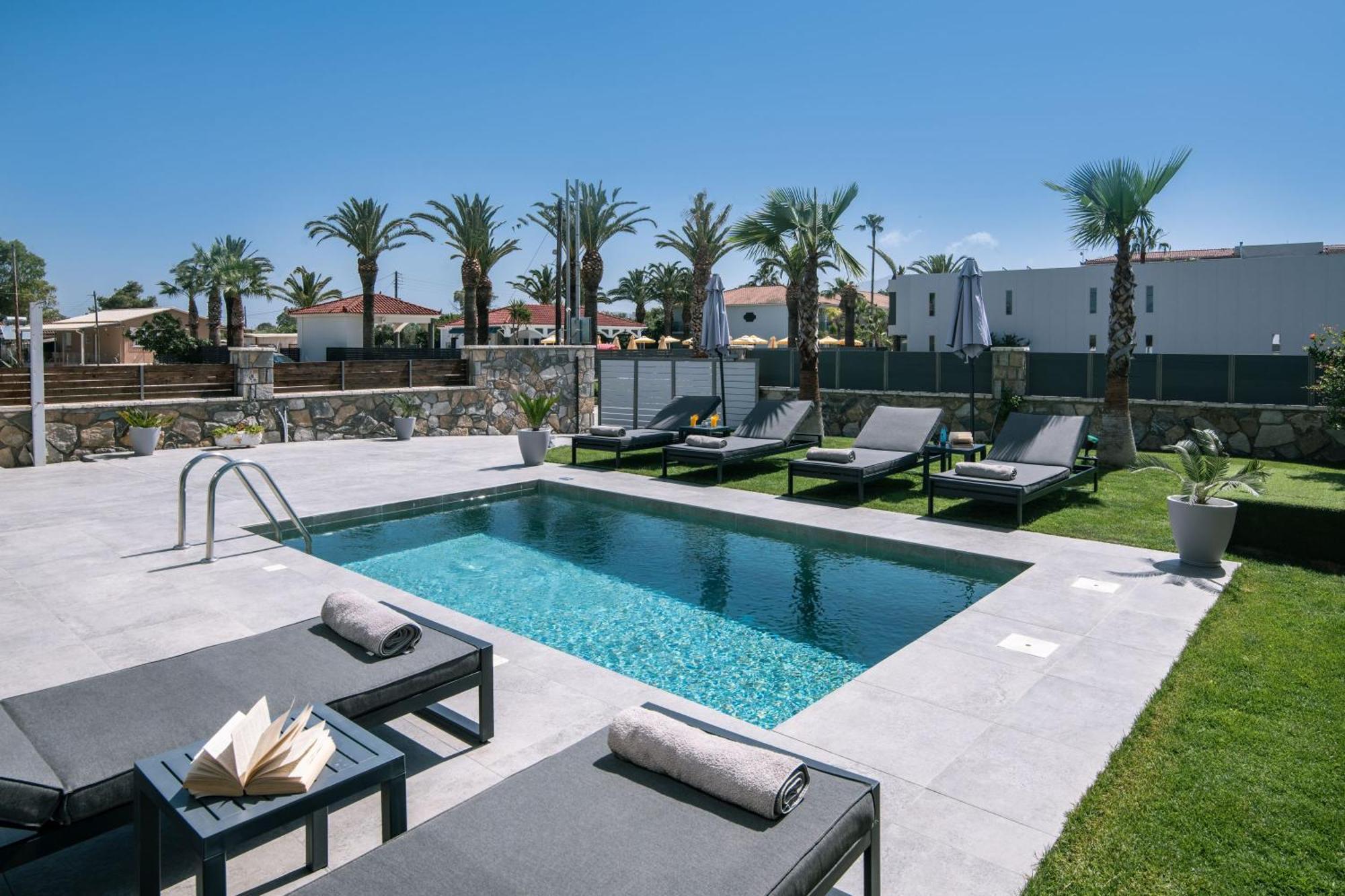 Sunwhite Villas - Private Pool & Cozy Atmosphere, By Zantewize لاغاناس المظهر الخارجي الصورة